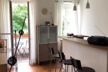 OHNE MAKLER: Geschmackvolle, vollständig renovierte 1,5-Raum-Wohn zimmer