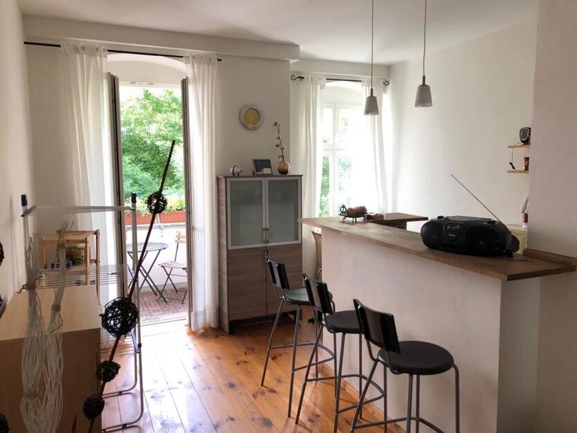 OHNE MAKLER: Geschmackvolle, vollständig renovierte 1,5-Raum-Wohn zimmer