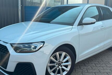 Audi A1 42.769 km 18.899 &euro; Bad Kötzting 93444