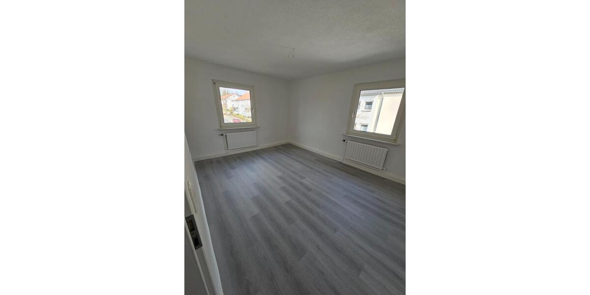 Etagenwohnung Tirschenreuth - 3 Zimmer, 51 m&sup2;, 190.000&euro; | Angebot:25382406