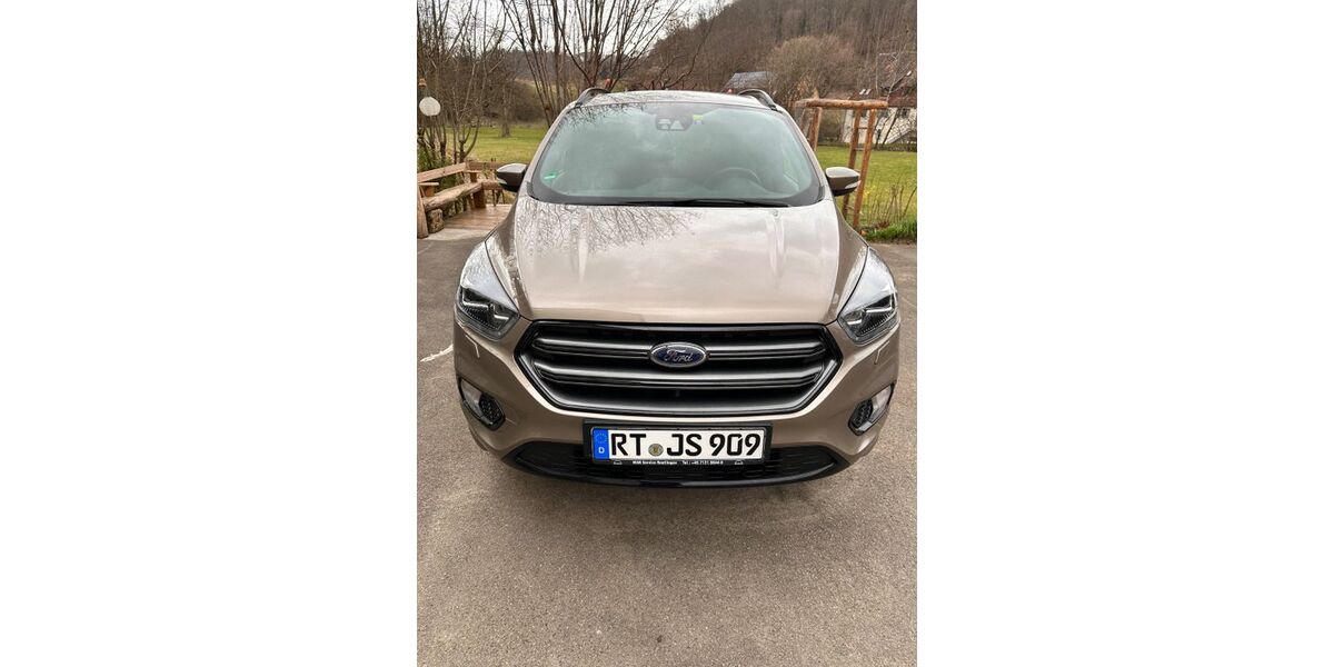 Ford Kuga 102.500 km 11.000 &euro; Hayingen 72534