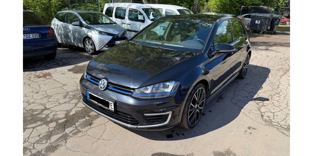 VW Golf 212.000 km 10.900 &euro; Hamburg 20539