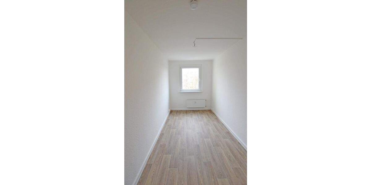 Etagenwohnung Sangerhausen - 4 Zimmer, 72 m&sup2;, 446&euro; | Angebot:26381074