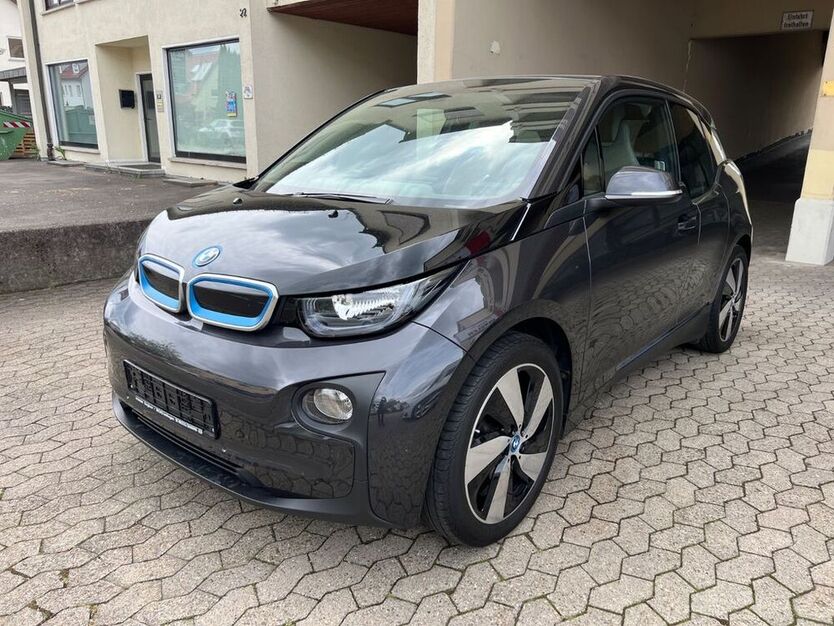 i3