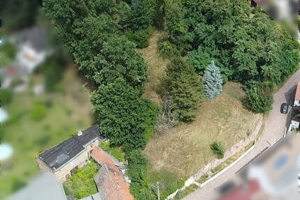 Großflächiges, idyllisch gelegenes Grundstück mit verschiedenen Nutzungsmöglichkeiten am Ortsrand von Gutenberg zimmer