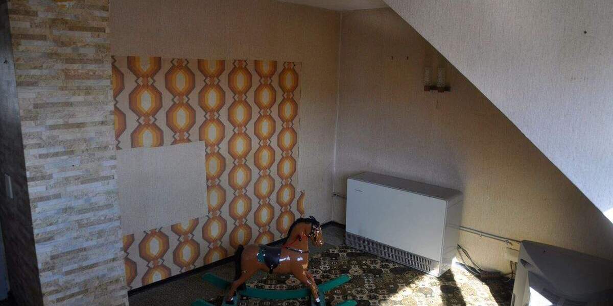 Reihenmittelhaus Arzberg - 5 Zimmer, 91 m&sup2;, 119.000&euro; | Angebot:25801956