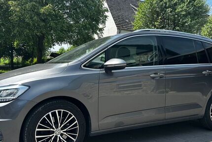 VW Touran 134.000 km 17.199 &euro; Balve 58802