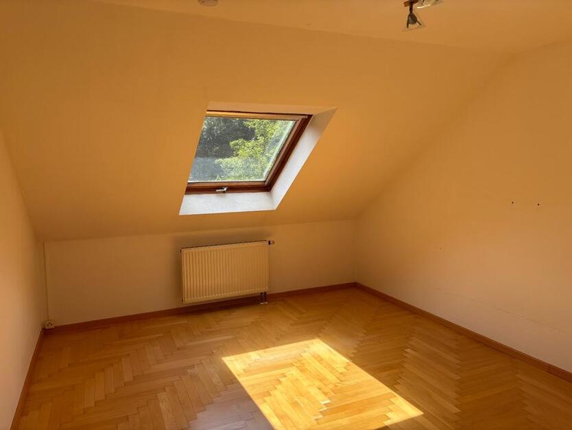 Großzügiges 8 m Breites Reihenendhaus mit schönem Ausblick