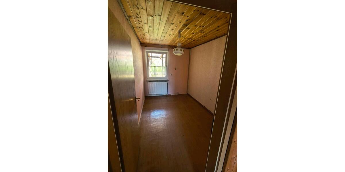 Bungalow Niemegk - 4 Zimmer, 120 m&sup2;, 1.000&euro; | Angebot:26428848