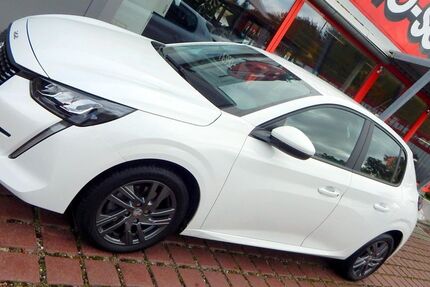 Peugeot 208 18.000 km 14.950 &euro; Pirna/ Dresden 01796