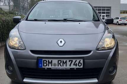 Renault Clio 103.300 km 4.750 &euro; Frechen 50226