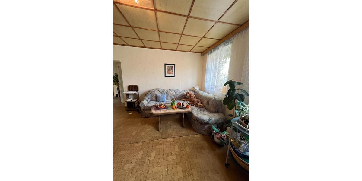 Doppelhaushälfte Genthin - 4 Zimmer, 122 m&sup2;, 79.000&euro; | Angebot:24680102