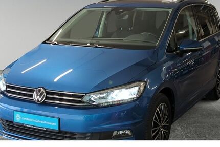 VW Touran 62.850 km 27.486 &euro; München 81476