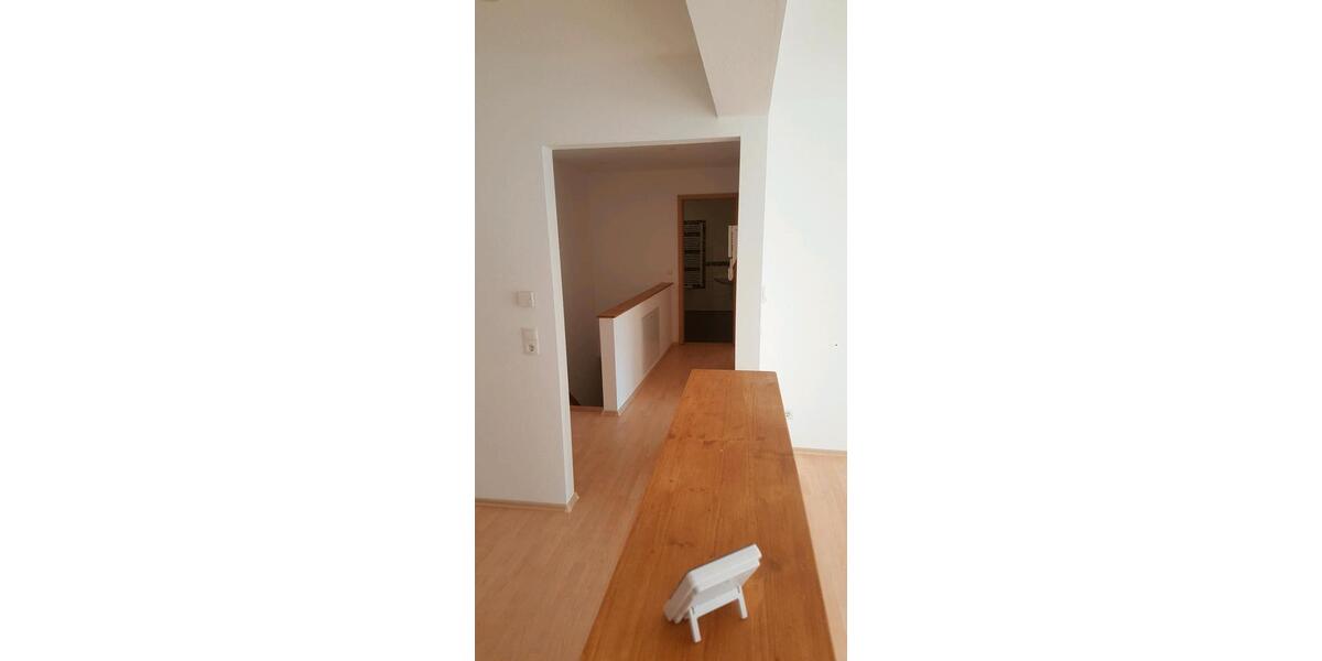 Einfamilienhaus Querfurt - 12 Zimmer, 221 m&sup2;, 200.000&euro; | Angebot:26971210