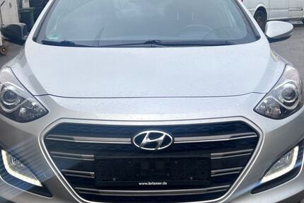 Hyundai i30 65.000 km 10.890 &euro; Esslingen 73728