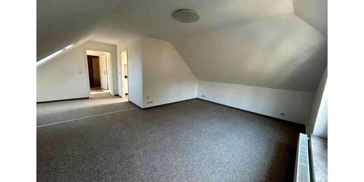 Dachgeschoßwohnung Altdöbern - 1 Zimmer, 38 m&sup2;, 416&euro; | Angebot:23685526