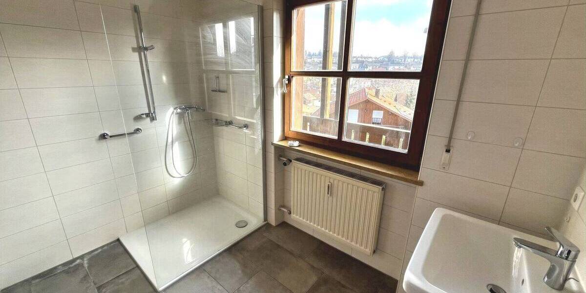 Doppelhaushälfte Pfarrkirchen - 5 Zimmer, 125 m&sup2;, 325.000&euro; | Angebot:26388810