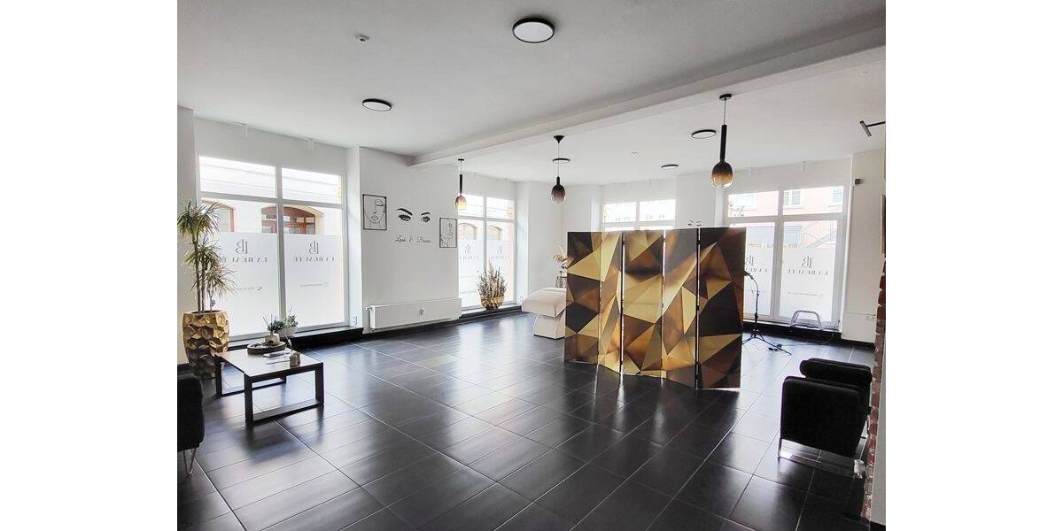 Gewerbeobjekt Burgau - 1 Zimmer, 1.390.000&euro; | Angebot:26343793