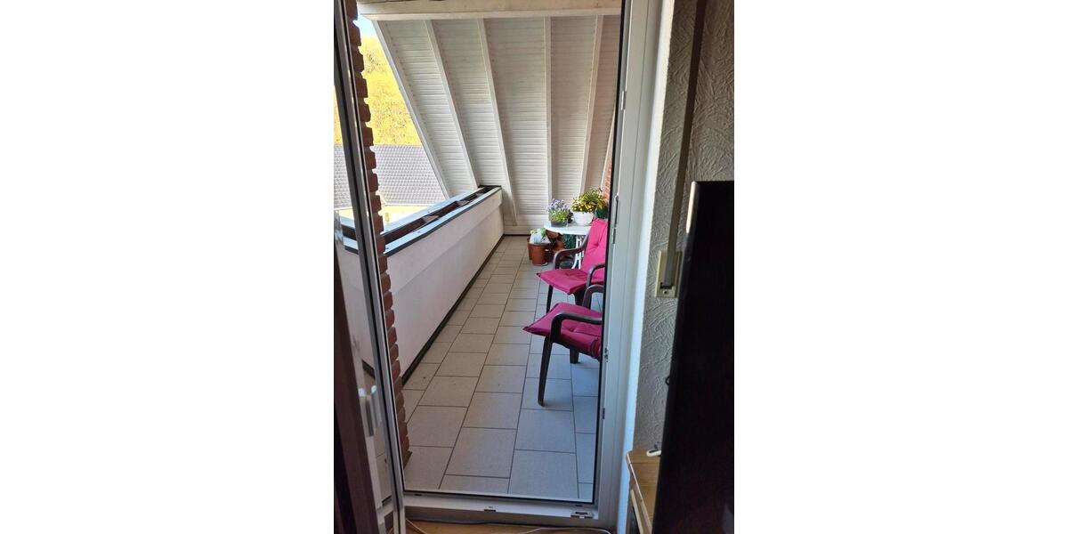 Dachgeschoßwohnung Bergneustadt - 1 Zimmer, 79 m&sup2;, 780&euro; | Angebot:26341687