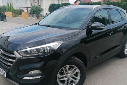 Hyundai TUCSON 130.000 km 12.900 &euro; Ichenhausen 89335