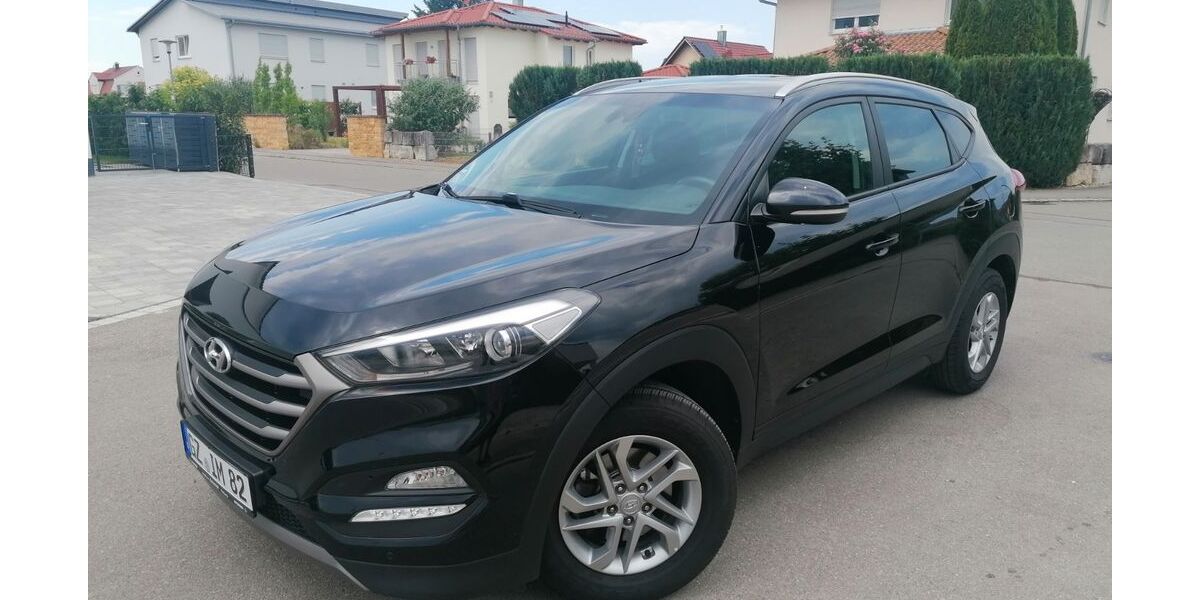 Hyundai TUCSON 130.000 km 12.900 &euro; Ichenhausen 89335