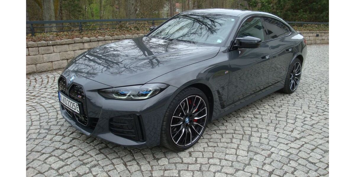 BMW i4 10.450 km 47.900 &euro; Otzing 94563