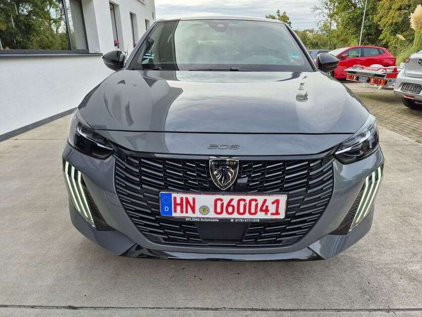 Peugeot 208 2.900 km 19.890 € Neuenstadt am Kocher 74196