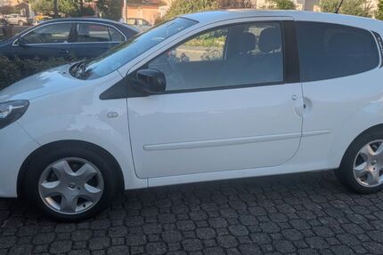 Renault Twingo 96.690 km 3.990 &euro; Baden-Baden 76532