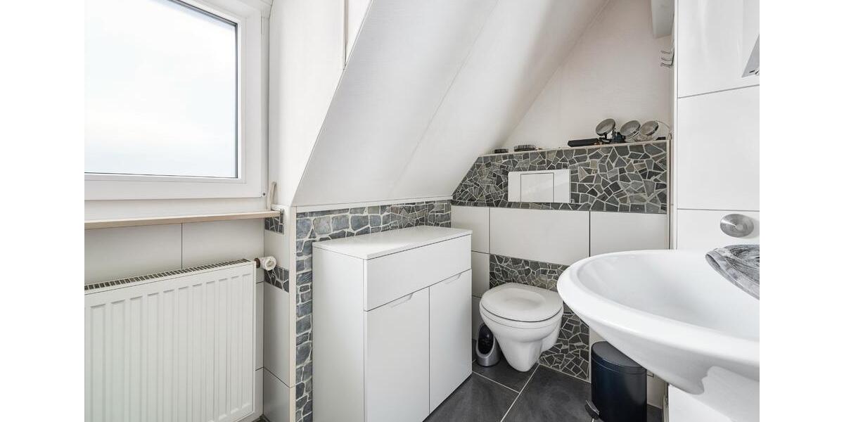 Einfamilienhaus Marktheidenfeld - 6.5 Zimmer, 160 m&sup2;, 380.000&euro; | Angebot:27093169