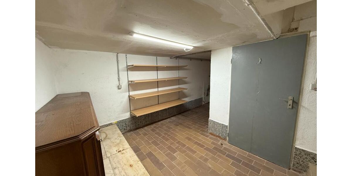 Erdgeschoßwohnung Beverungen - 4 Zimmer, 110 m&sup2;, 510&euro; | Angebot:26301696
