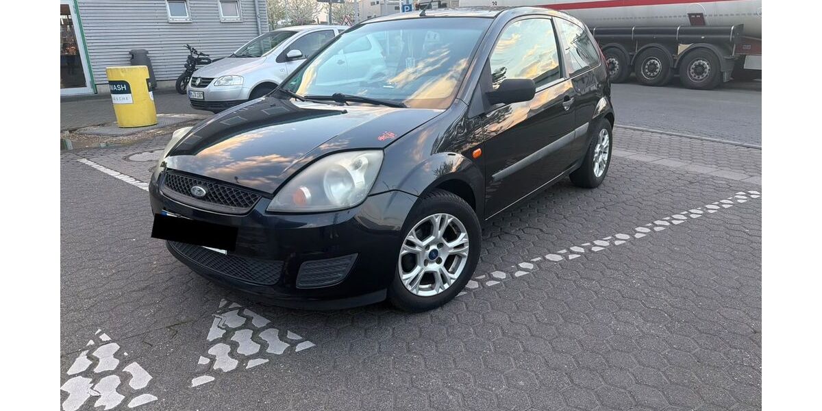 Ford Fiesta 194.700 km 2.000 &euro; Frechen 50226