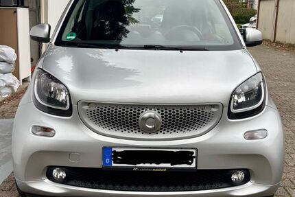 Smart ForTwo 77.500 km 9.900 &euro; Ludwigsburg 71642