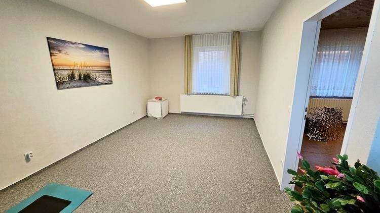 Einfamilienhaus Gnarrenburg - 7 Zimmer, 226 m&sup2;, 265.000&euro; | Angebot:25701486