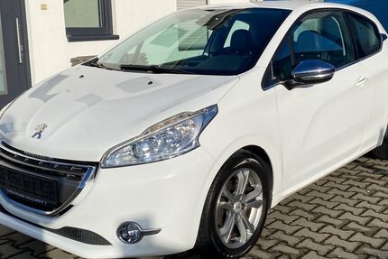 Peugeot 208 126.700 km 5.300 € Gießen 35398