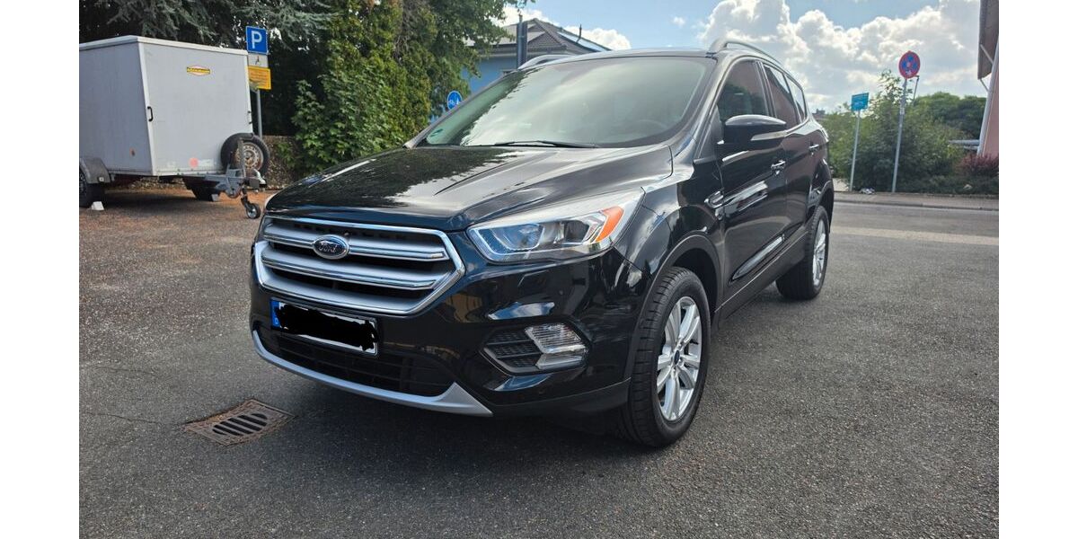 Ford Kuga 91.243 km 10.900 &euro; Bad Vilbel 61118