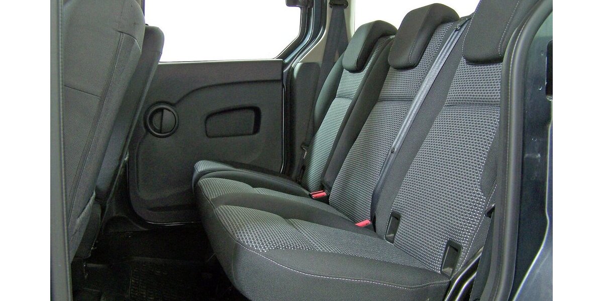 Mercedes-Benz Citan 111 CDI extralang+7-SITZE+KLIMAAUTOMATIK 123.455 km 12.988 &euro; Hamburg 22119