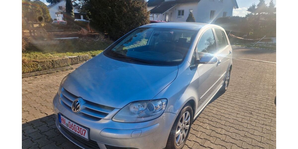 VW Golf 68.000 km 6.000 &euro; Langenbrettach 74243