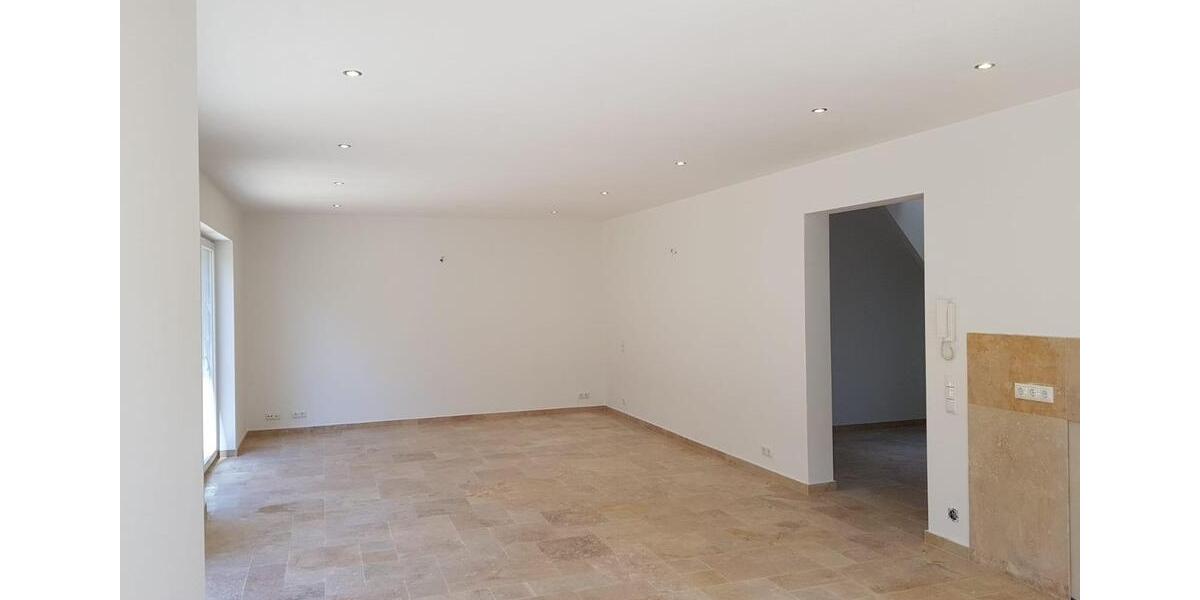 Doppelhaushälfte Haus modern hell Balkon Terrasse 155qm 5 Zimmer ruhige Lage zentral 5 zimmer