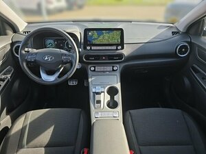 Hyundai KONA Elektro Trend 2WD Navi Digitales Cockpit Soun 49.200 km 19.990 &euro; Bad Wünnenberg 33181