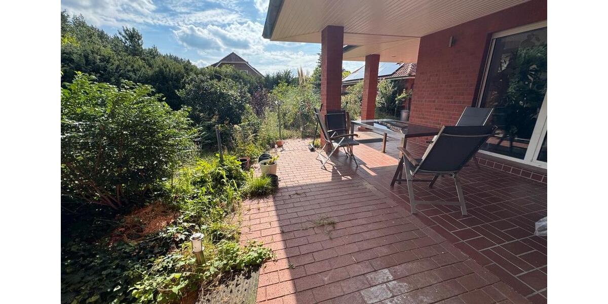 Etagenwohnung Lüdersdorf - 9 Zimmer, 236 m&sup2;, 2.500&euro; | Angebot:24624031