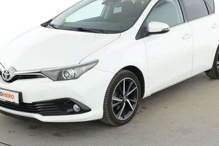 Toyota Auris 109.303 km 12.570 &euro; Neufahrn 85375