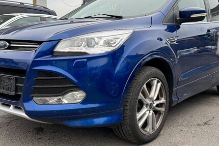 Ford Kuga 255.000 km 8.490 € Sontra 36205