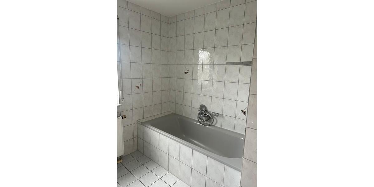 Etagenwohnung Linkenheim-Hochstetten Hochstetten - 3 Zimmer, 84 m&sup2;, 1.000&euro; | Angebot:26661634