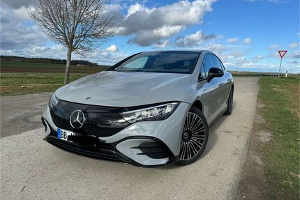 Mercedes EQE