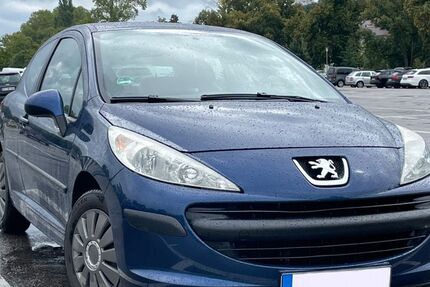 Peugeot 207 165.000 km 1.999 € Baden-Baden 76534