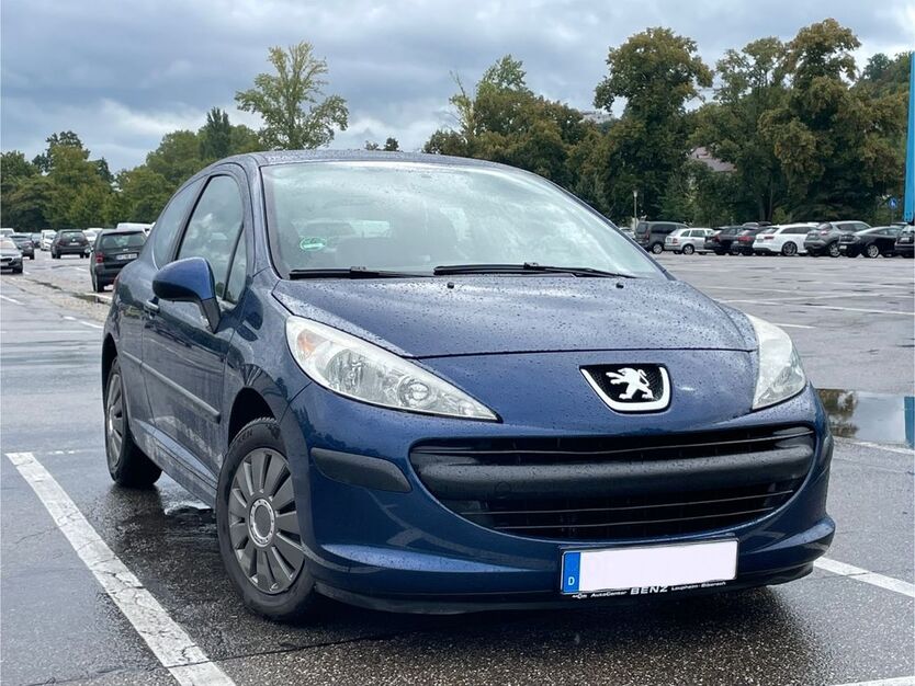 Peugeot 207 165.000 km 1.999 € Baden-Baden 76534