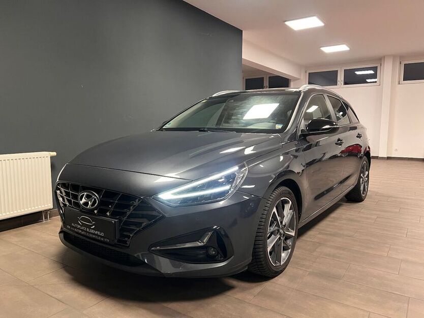 i30