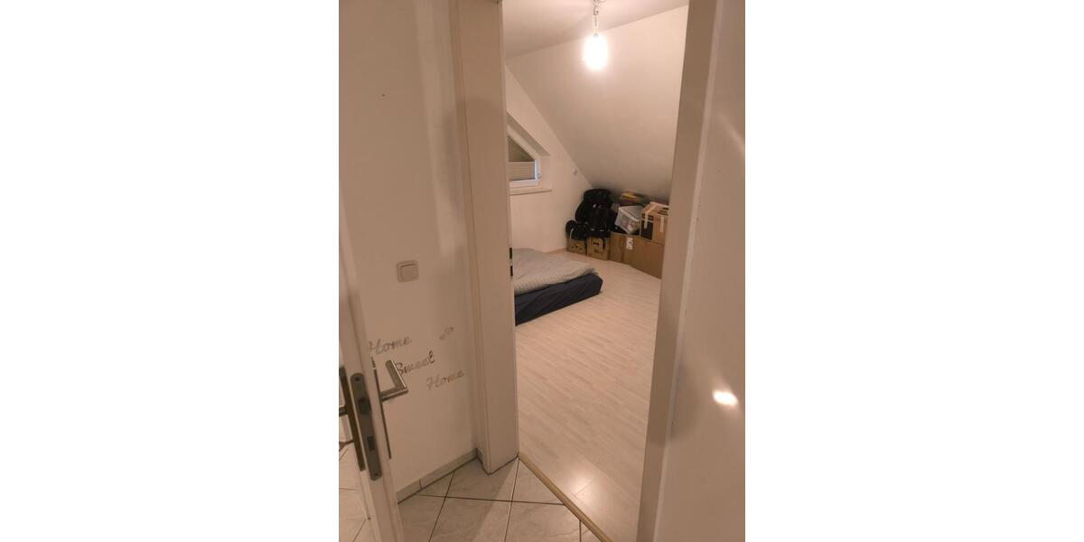 Dachgeschoßwohnung Groß-Zimmern Zimmern - 3 Zimmer, 60 m&sup2;, 690&euro; | Angebot:24714987