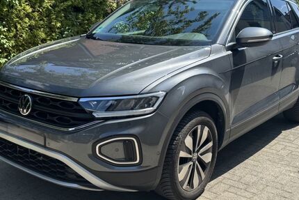 VW T-Roc 40.000 km 21.499 &euro; Braunschweig 38116