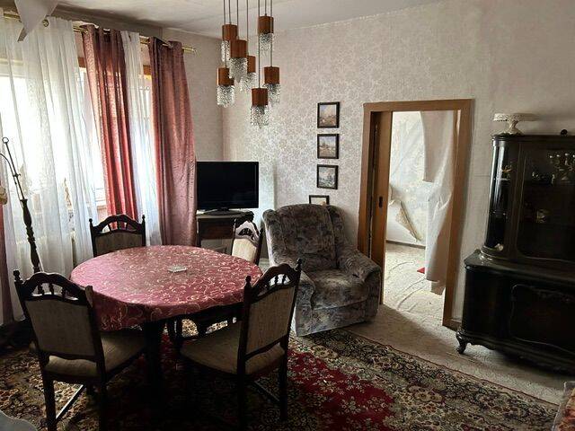 Mehrfamilienhaus, Wohnhaus Neuhaus am Rennweg Steinheid - 6 Zimmer, 190 m&sup2;, 30.000&euro; | Angebot:26156327